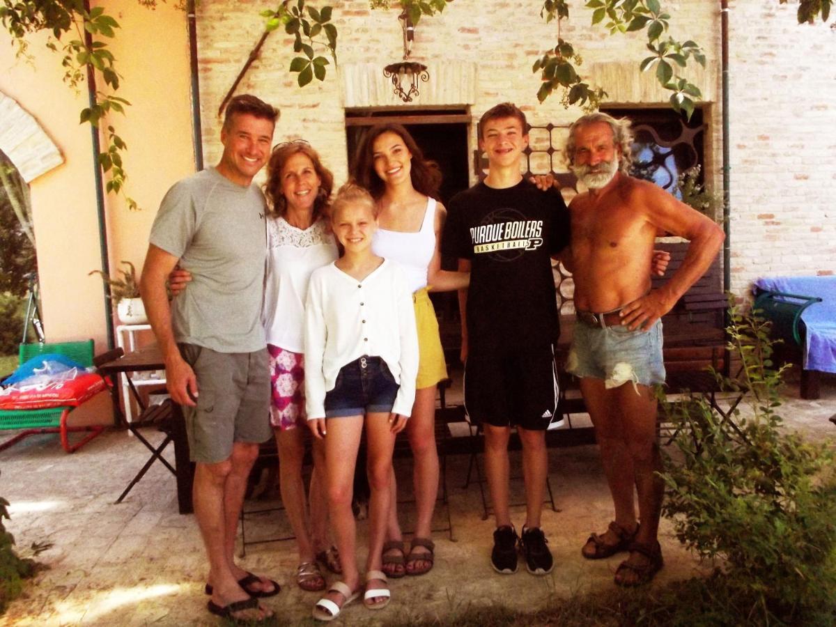 Trecastelli "La Casa Degli Ulivi Art B&B" מראה חיצוני תמונה