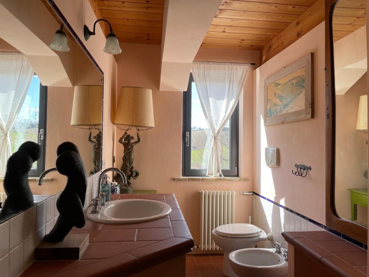Trecastelli "La Casa Degli Ulivi Art B&B" מראה חיצוני תמונה